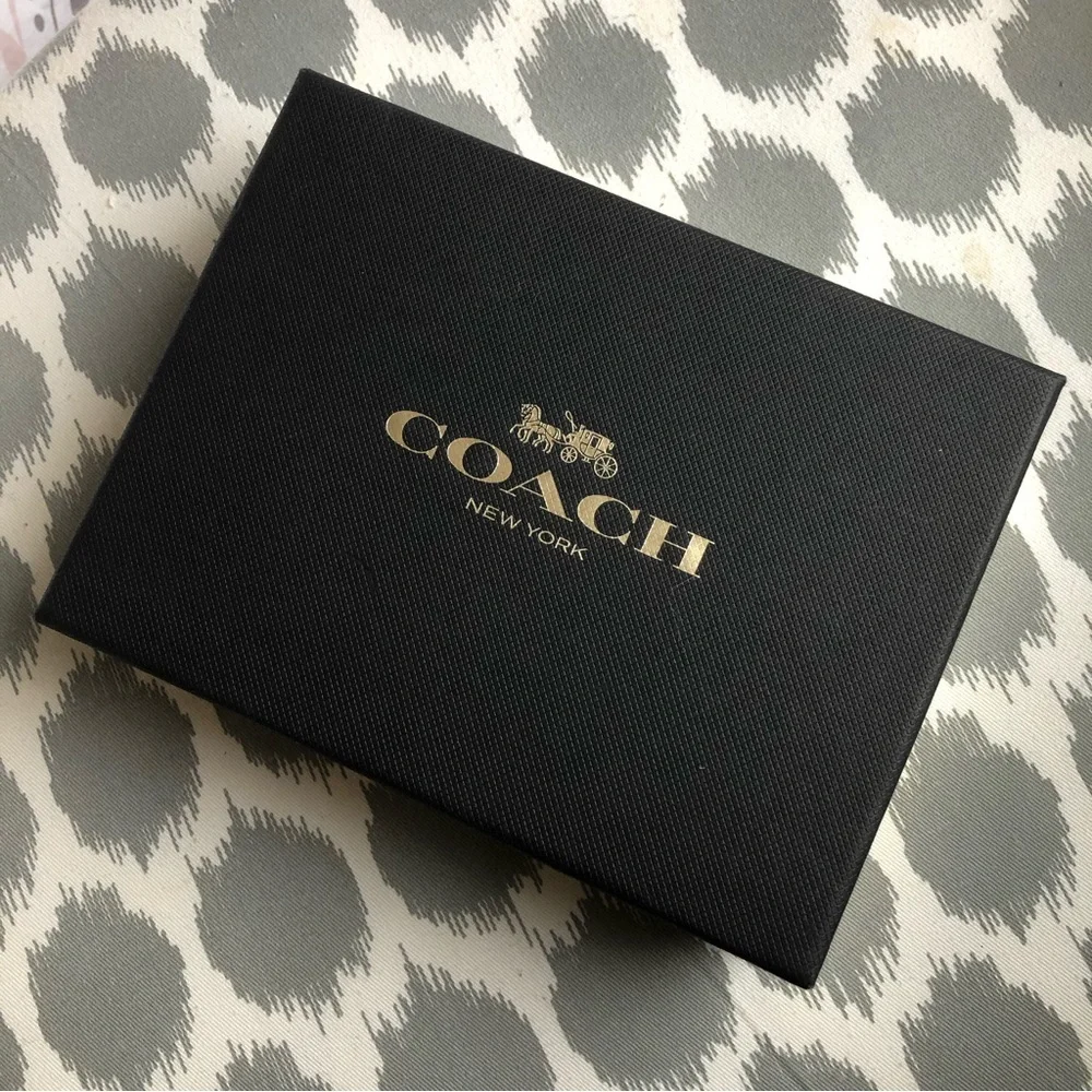 🤩💓 Coach wristlet wallet - Picture 9 of 9